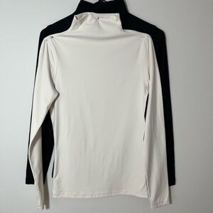 Yogalicious 2 Pk Zenly Evelyn Mock Top
Size s